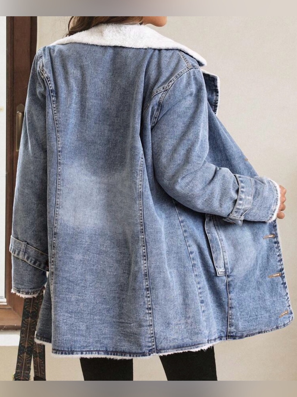 NWOT SHEIN Women's Light Blue Denim Sherpa-Lined Jacket - Size L - Picture 3 of 5